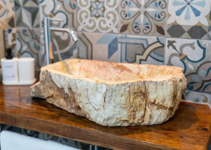 Πανσιόν Holidays 197 3*