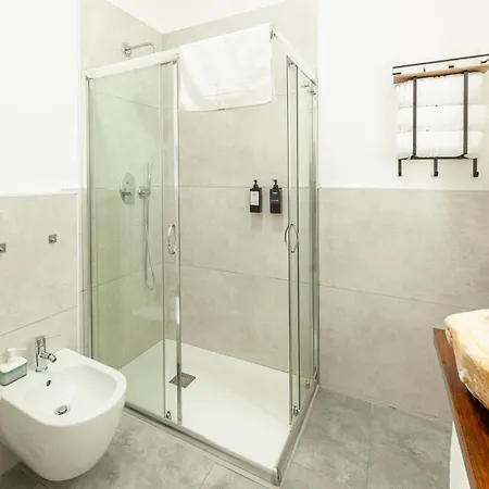 Holidays 197 Pensión La Spezia