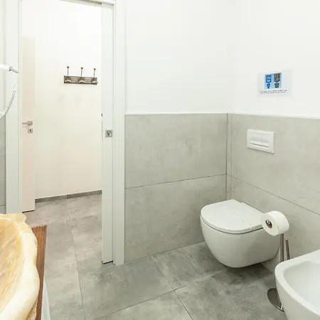 Holidays 197 Pensión