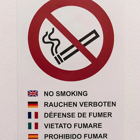 Pensión Holidays 197 La Spezia